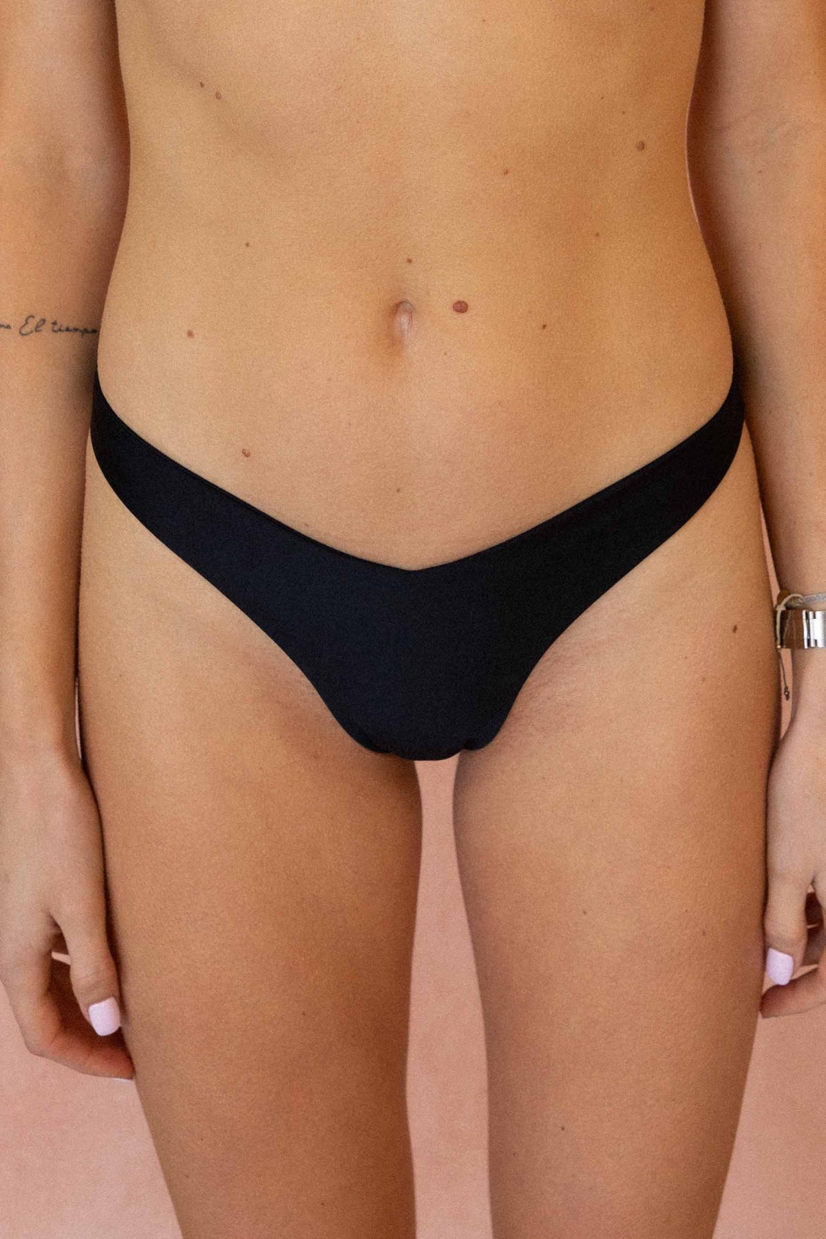 Castel Bottom | Black