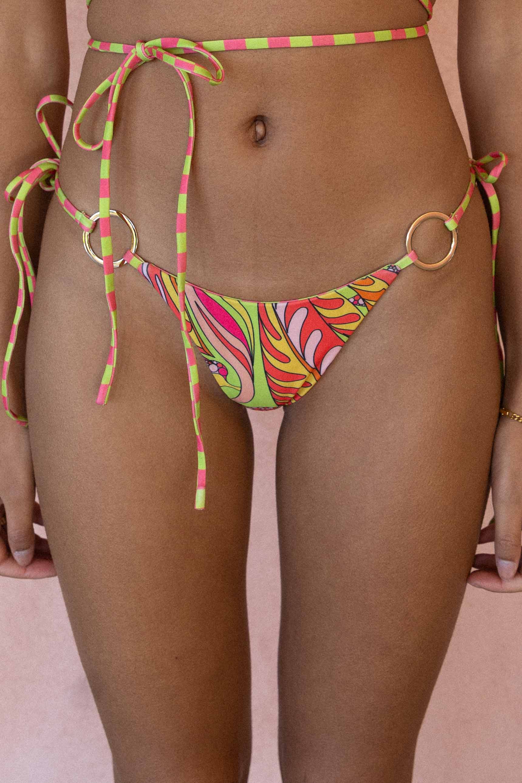 Bas Anjuna | Seventies